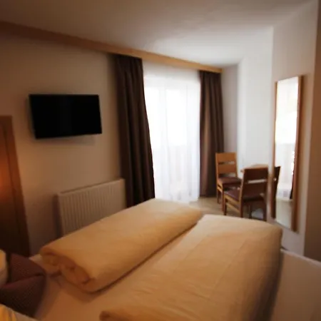 Haus Dorfblick Guest house Gerlos
