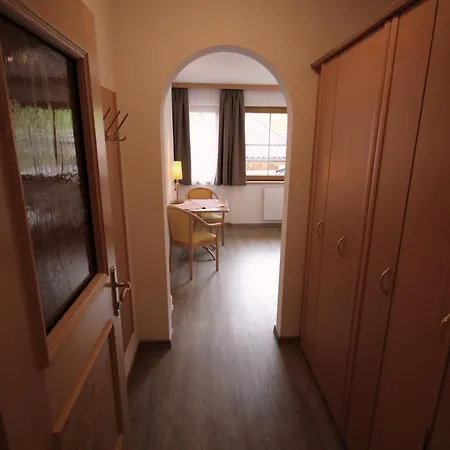 Πανσιόν Haus Dorfblick