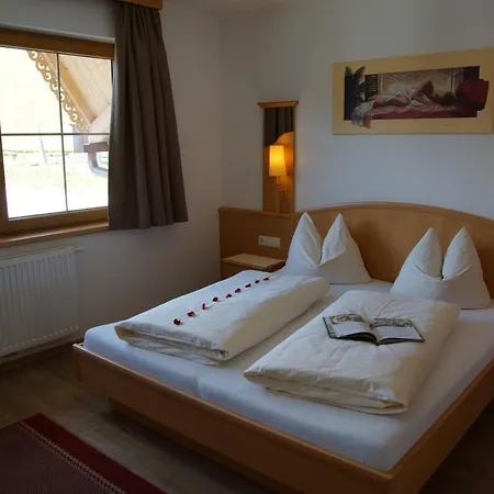 Haus Dorfblick 4* جيرلوس