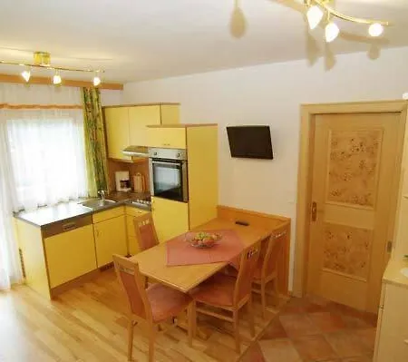 Haus Dorfblick جيرلوس