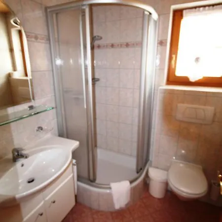 Haus Dorfblick جيرلوس