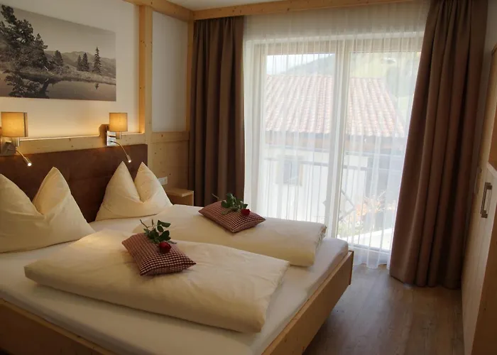 招待所 Haus Dorfblick 4*