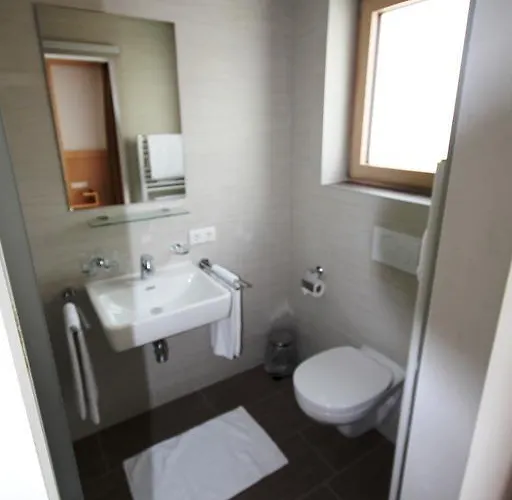 招待所 Haus Dorfblick 4*